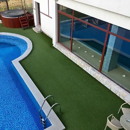 アパート 33 Kraljevi Cardaci *