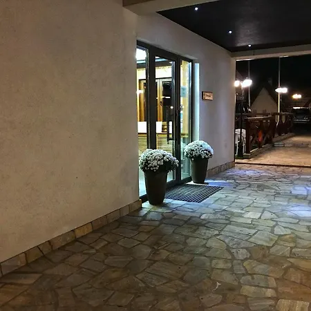 アパート 33 Kraljevi Cardaci *