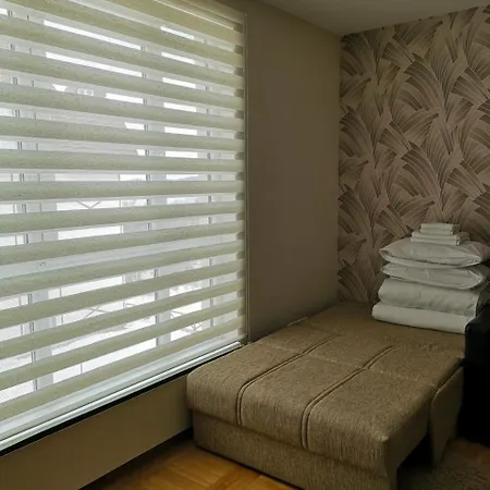 33 Kraljevi Cardaci アパート *