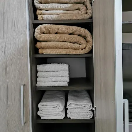 アパート 33 Kraljevi Cardaci *