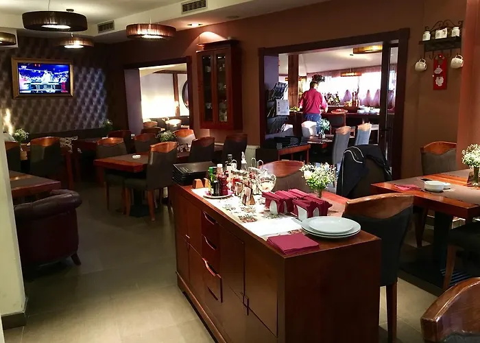 33 Kraljevi Cardaci * 科帕奥尼克