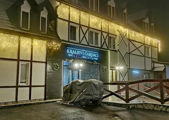 公寓 33 Kraljevi Cardaci *